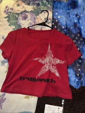 Malianna Red Y2K Star Graphic Henley Crop Top